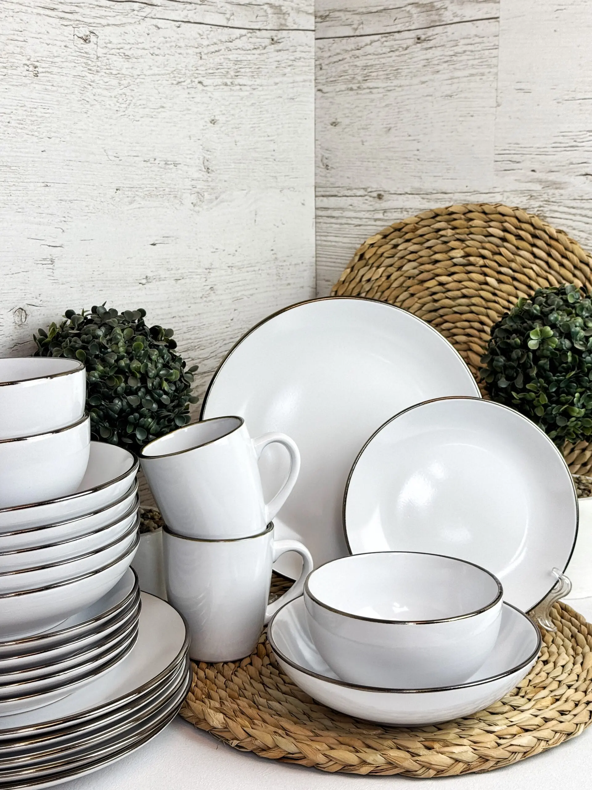 Столовий сервіз 18 пр. Intrendo Gasto Golden rim white IN0018GAS