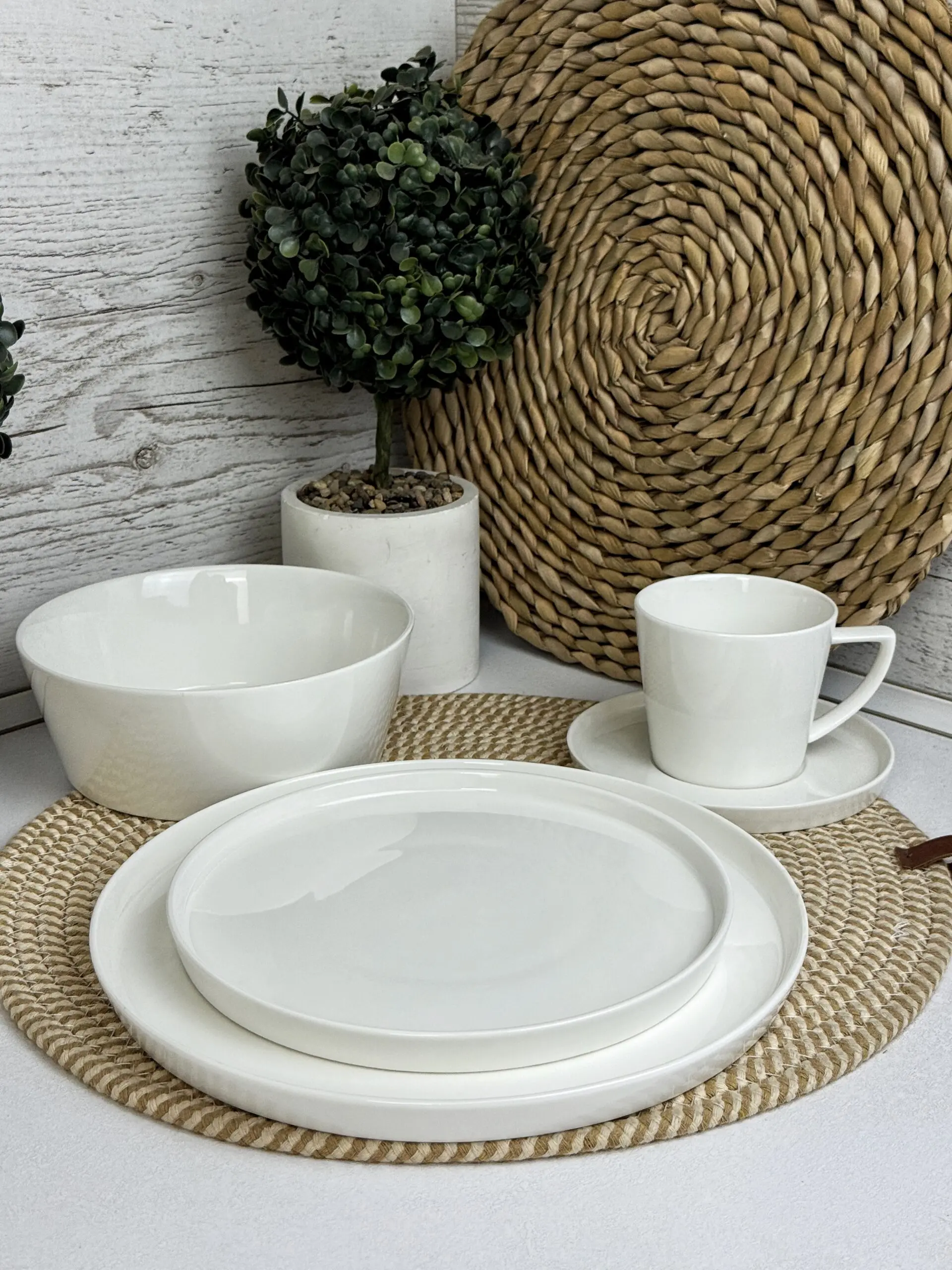 Intrendo Pure Form 28-piece dinner service IN0028PUR - Image 3