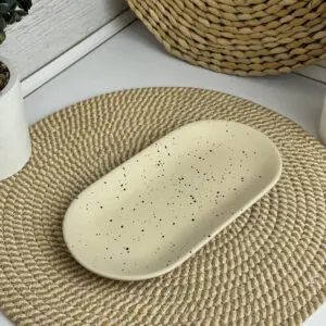 Блюдо овальне Intrendo Milk Dote 25×13,2 см IN0025MIL
